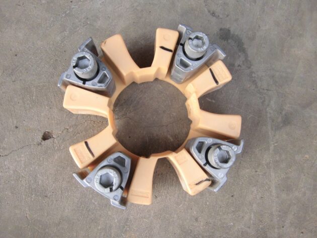CATERPILLAR 320D-2L - 339-6951 - PUMP FLECTOR