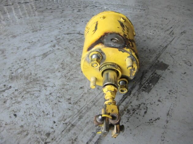 KOMATSU  WA470-1  421-43-15642 - PULMÓN DE FRENO - Imagen 4