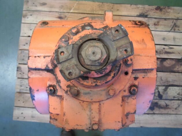 FIAT HITACHI  W130   - CARCASA CENTRAL DEL EJE DELANTERO - Imagen 5