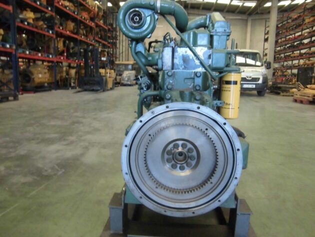 VOLVO  L90D  VOE15004128 - MOTOR TD63KBE - Imagen 4