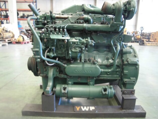 VOLVO  L90D  VOE15004128 - MOTOR TD63KBE