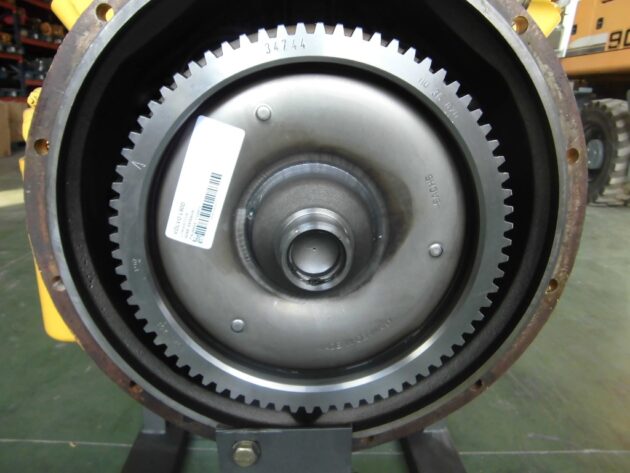 VOLVO  L90D  11036870 - CONVERTIDOR