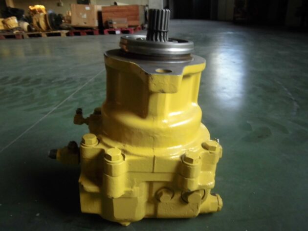 KOMATSU   PC11006  706-77-01320 - MOTOR DE GIRO - Imagen 2