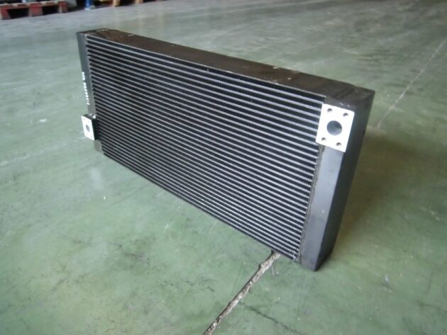 LIEBHERR  A924 LITRONIC  5615002 - RADIADOR DE ACEITE - Imagen 4