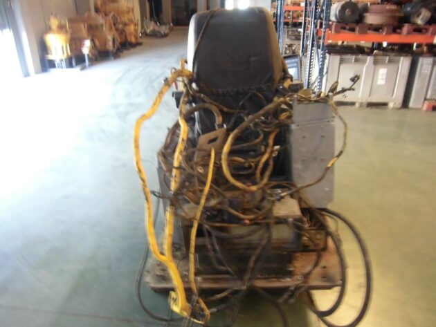LIEBHERR  R934CHDSL LITRONIC  9879061 - CHASIS INFERIOR DE CABINA - Imagen 4