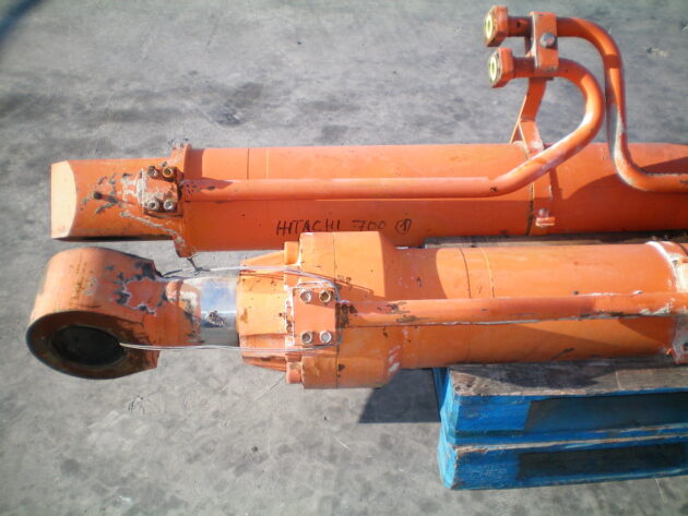 FIAT HITACHI  EX700BE  4328128 / 4218517 - BOTELLA DE ELEVACIÓN PLUMA - Imagen 3