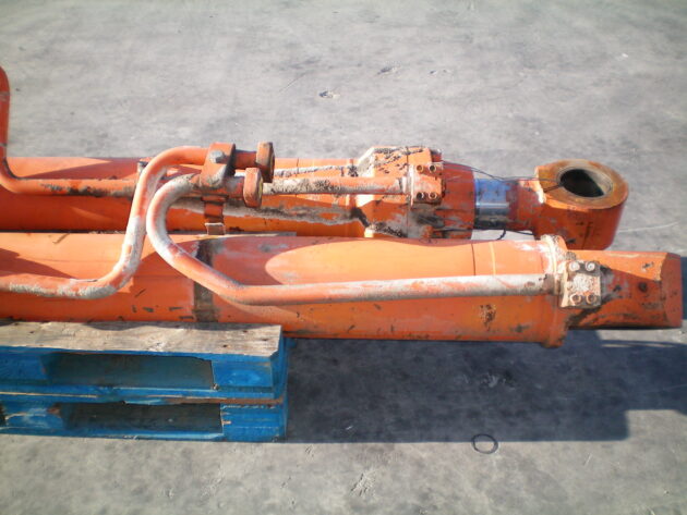 FIAT HITACHI  EX700BE  4328128 / 4218517 - BOTELLA DE ELEVACIÓN PLUMA - Imagen 4