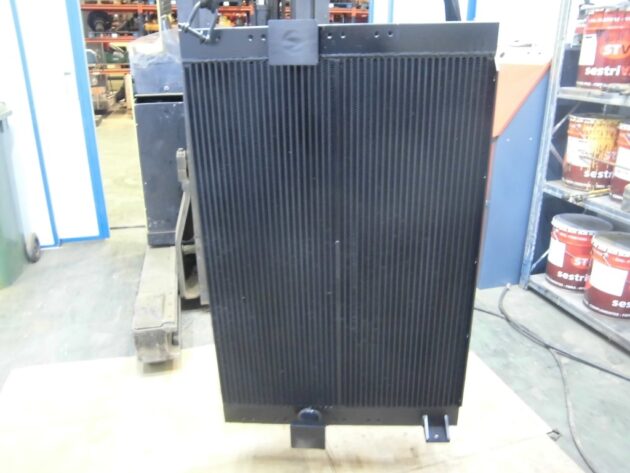 LIEBHERR  R954C LITRONIC  10331626 - RADIADOR DE ACEITE - Imagen 3
