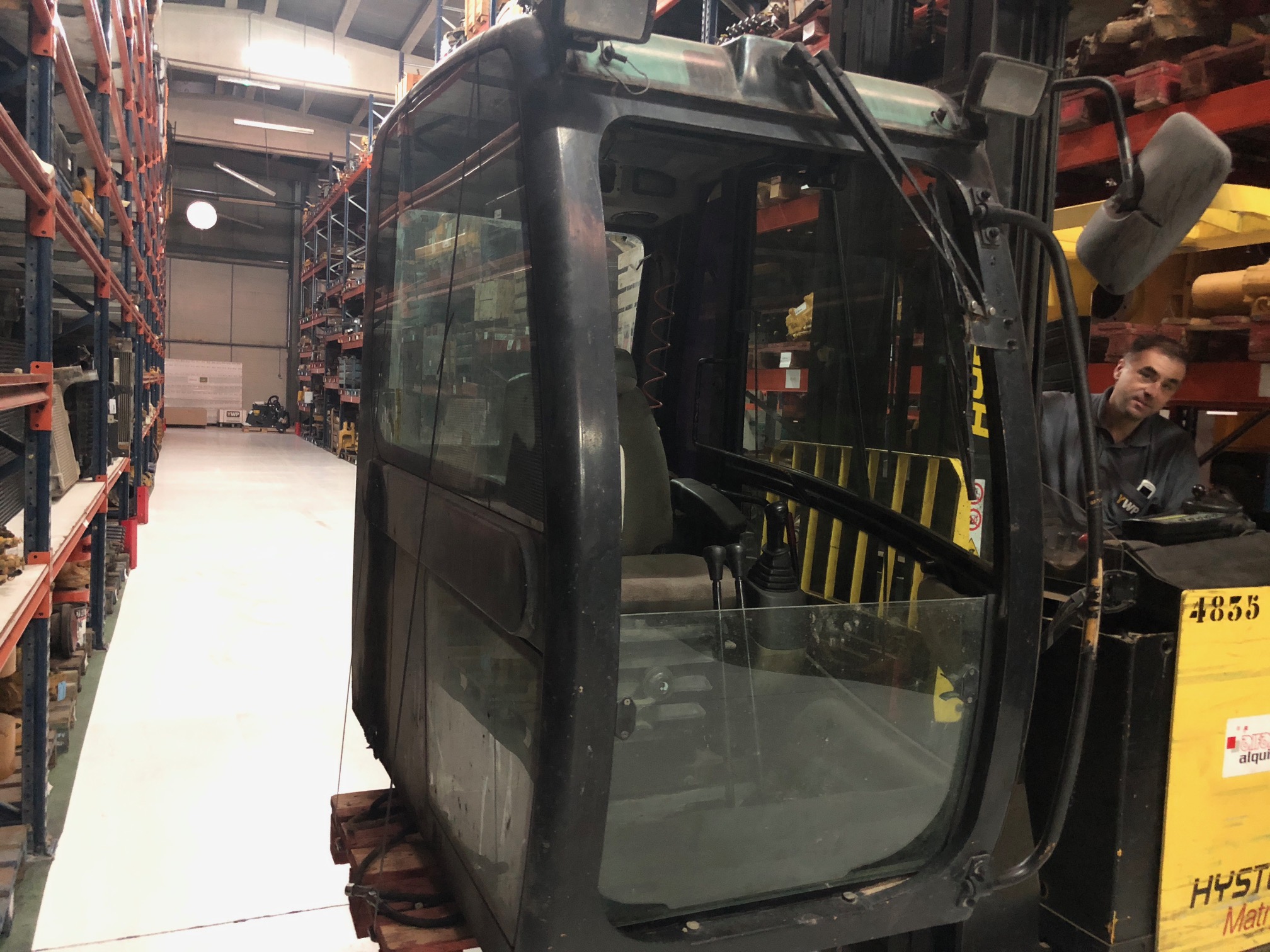JCB JS330 - 335/01249 - CABIN - Image 5