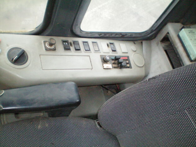 KOMATSU  PC450LC-6K   - INTERIOR DE CABINA