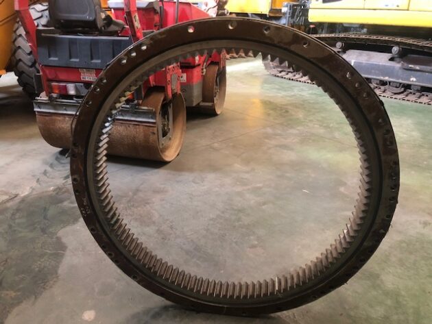 CATERPILLAR  320D-2L  227-6081 - CORONA DE GIRO - Imagen 2