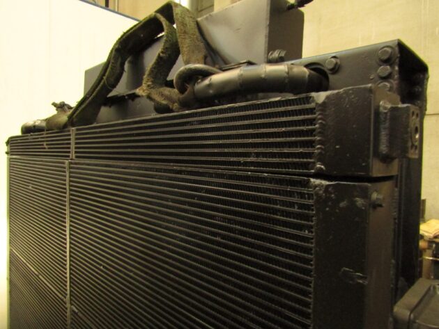 LIEBHERR  R984C LITRONIC  5616369 - RADIADOR DE CAJA DE TRANSFERENCIAS