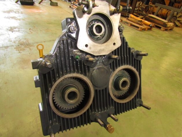 LIEBHERR  R974BHD LITRONIC  9279810 - CAJA DE TRANSFERENCIAS PVG450 - Imagen 2