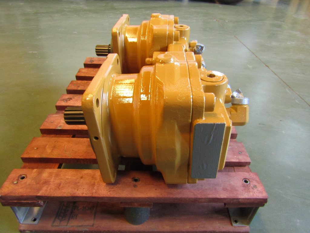 CATERPILLAR 374D 295-9434 - MOTOR DE GIRO - Imagen 3