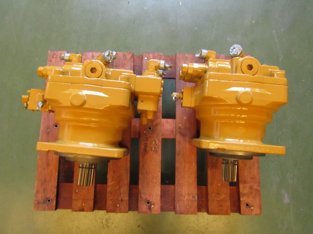 CATERPILLAR 374D 295-9434 - MOTOR DE GIRO