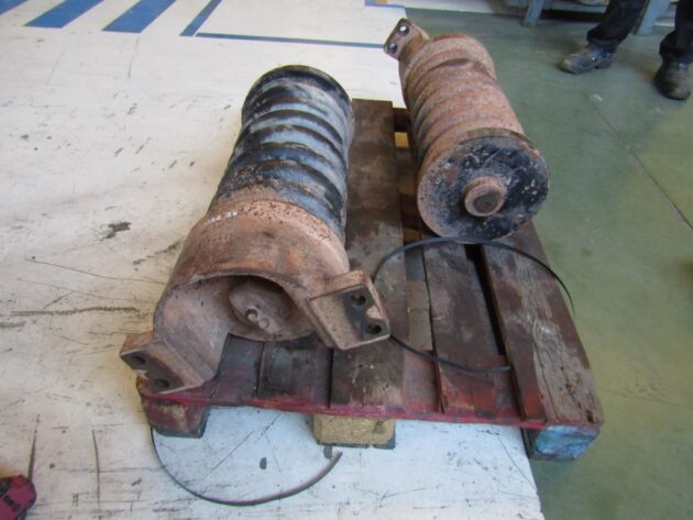 CATERPILLAR  330CL  179-3033 - MUELLE TENSOR - Imagen 2
