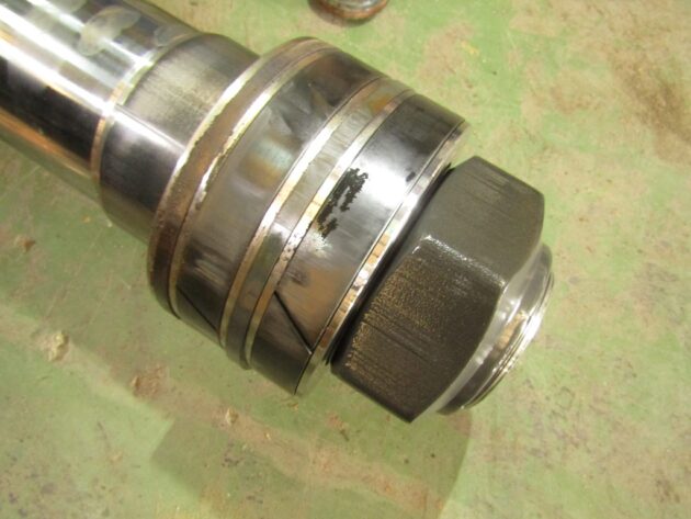 CATERPILLAR  374D  353-6907  - BOTELLA DE ELEVACIÓN PLUMA - Imagen 9