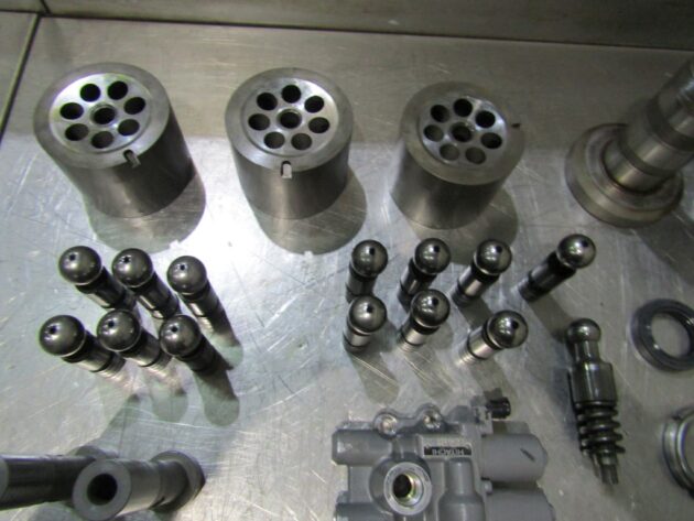 HITACHI  ZX225USLC-5B  YB60000111 - PIEZAS SUELTAS DE BOMBA HIDRÁULICA HPV118 - Imagen 2