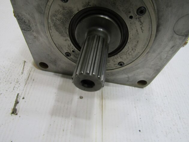 CATERPILLAR  385B  155-9206 - BOMBA DE GIRO AA11VL0260EP2 - Imagen 7