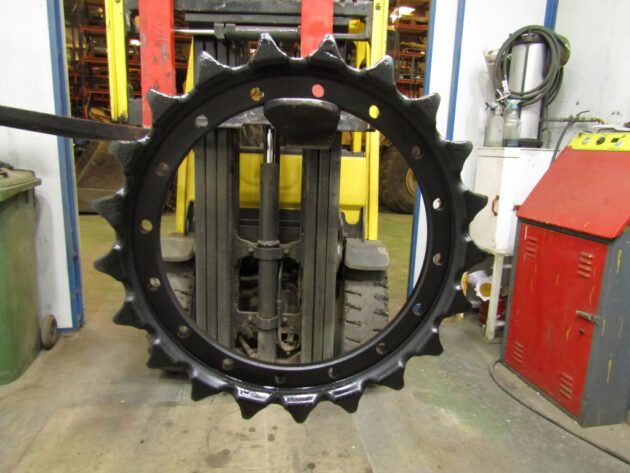 CATERPILLAR  320D-2L  145-3042 - RUEDA CAVILLA - Imagen 2