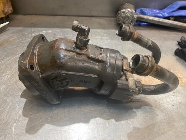 AKERMAN  EC420  14211116 - MOTOR DE GIRO - Imagen 2