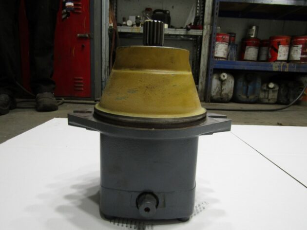 LIEBHERR  R942HDSL LITRONIC  9271510 - MOTOR DE TRANSLACIÓN FMF090 - Imagen 4