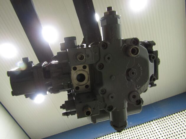 LIEBHERR  R964B LITRONIC  5615150 - BOMBA DE GIRO BPV70 - Imagen 7