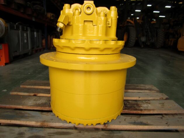 KOMATSU  PC210LC-5K  20Y-27-00014 - MANDO FINAL CON MOTOR DE TRANSLACIÓN - Imagen 2