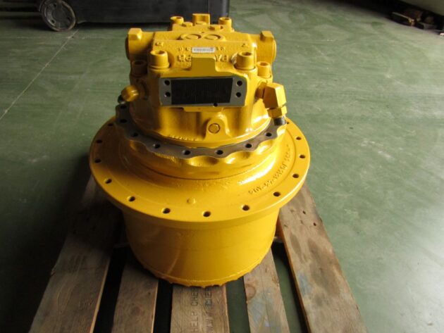 KOMATSU  PC210LC-5K  20Y-27-00014 - MANDO FINAL CON MOTOR DE TRANSLACIÓN - Imagen 3