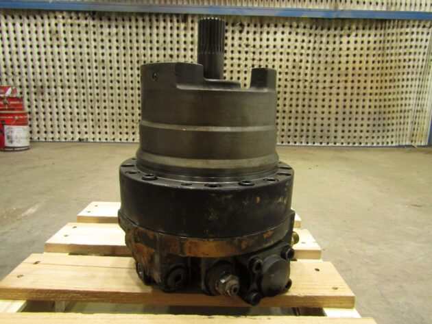 JCB JS330 - 05/903857 - TRAVEL MOTOR - Image 5