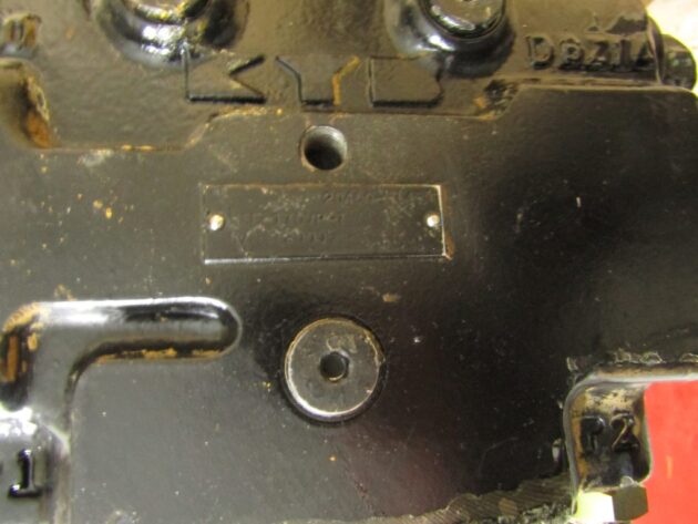 JCB JS330 - 05/903857 - TRAVEL MOTOR - Image 8