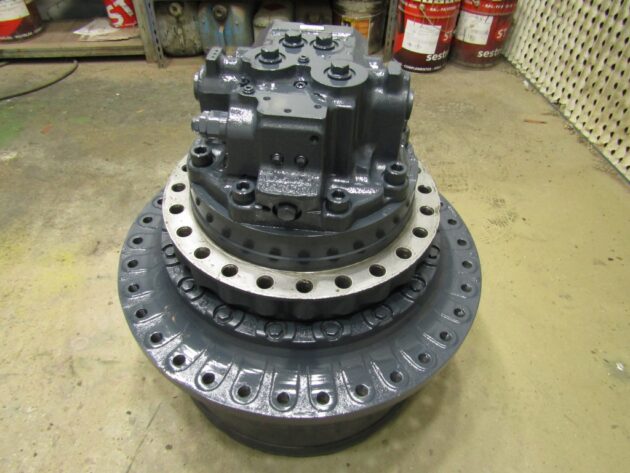 KOMATSU PC600-7 - 706-88-01101 - FINAL DRIVE - TRAVEL MOTOR - Image 4