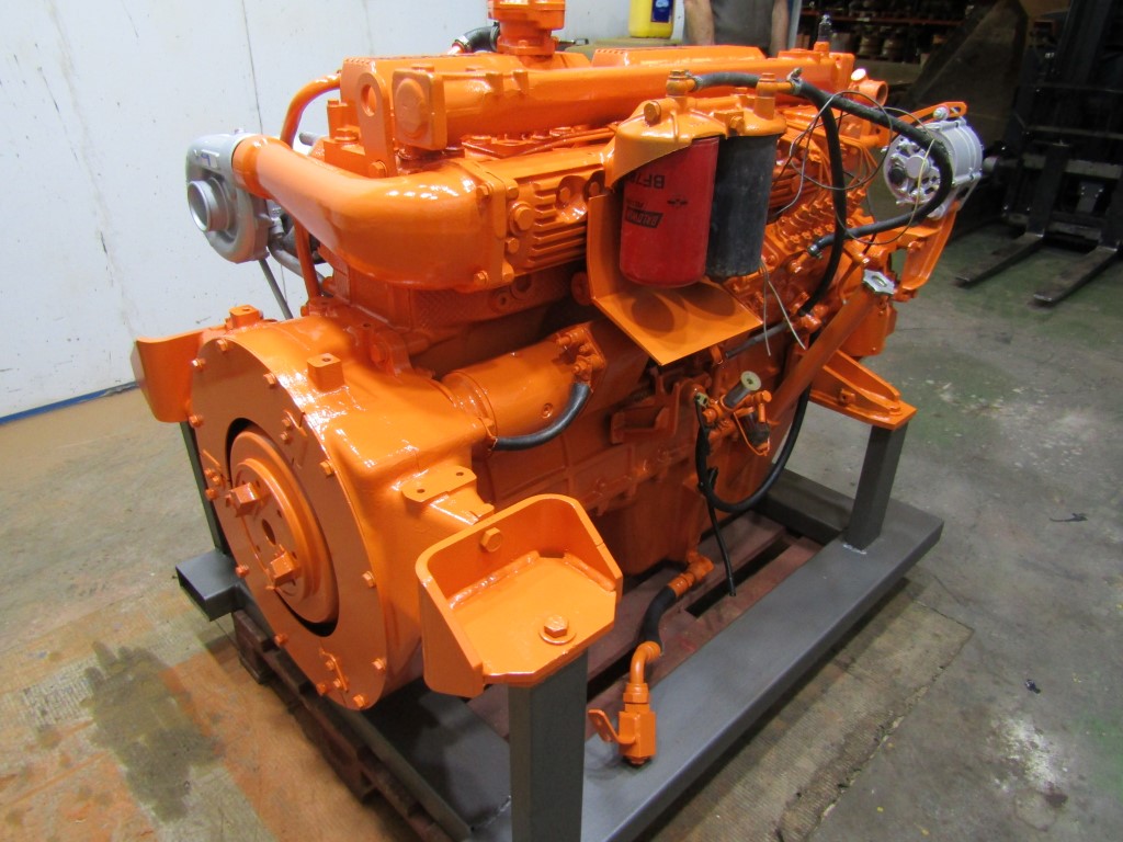 FIAT HITACHI FR220-2 - - ENGINE IVECO 8465 - Image 2