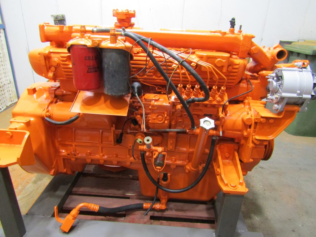 FIAT HITACHI FR220-2 - - ENGINE IVECO 8465