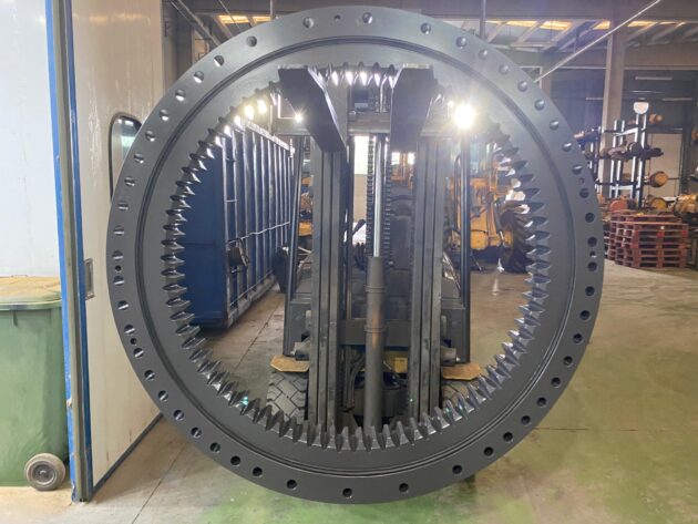 LIEBHERR  R954CHD LITRONIC  932178201 - CORONA DE GIRO - Imagen 2