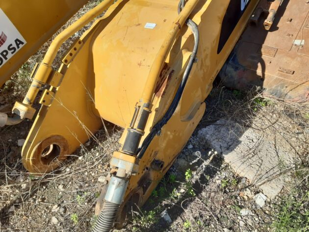 CATERPILLAR  374D  297-7320 / 428-8136 - PLUMA