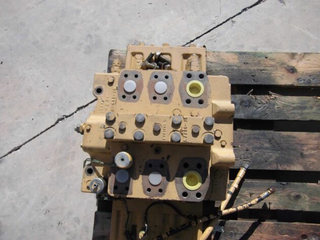 CATERPILLAR  375ME  118-6809 - DISTRIBUIDOR PRINCIPAL