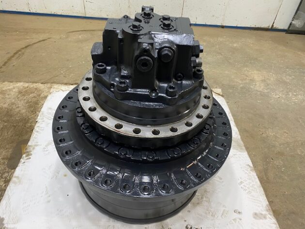 KOMATSU  PC600-7   - MANDO FINAL