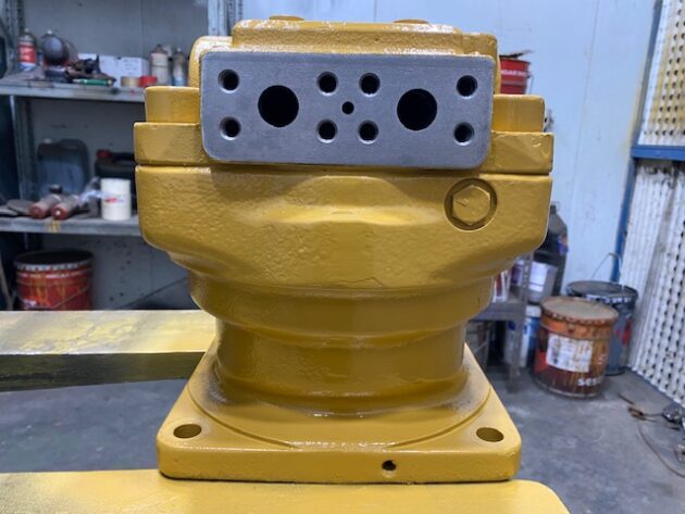 CATERPILLAR  385B  177-2548 - MOTOR DE GIRO M2X210CHB - Imagen 4