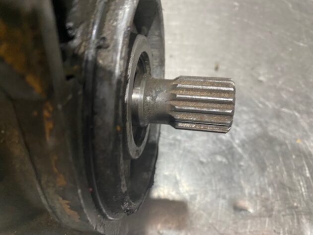 VOLVO  L150C  11026949  - BOMBA DE DIRECCIÓN - Imagen 7