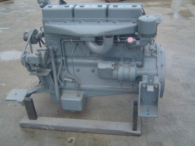 GURIA  527B   - MOTOR TÉRMICO BARREIROS B-26 CON PARTE ELÉCTRICA - Imagen 5