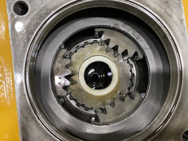 CATERPILLAR   330BL  114-1305 - REDUCTOR DE GIRO - Imagen 7