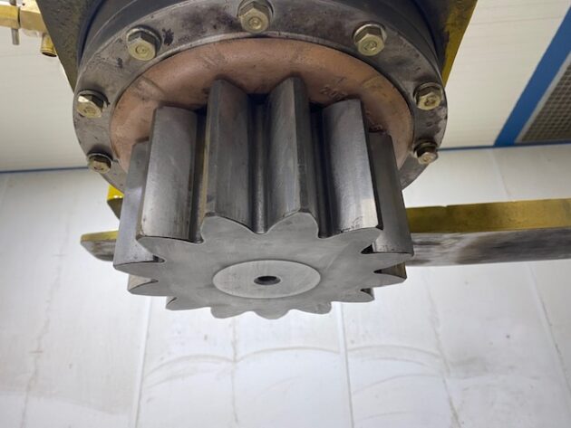 KOMATSU  PC300-5K  207-26-00100 - REDUCTOR DE GIRO - Imagen 8