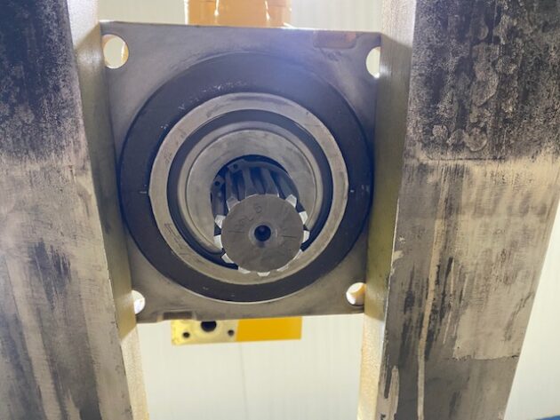 CATERPILLAR  375ME  111-9991 - MOTOR DE GIRO - Imagen 6