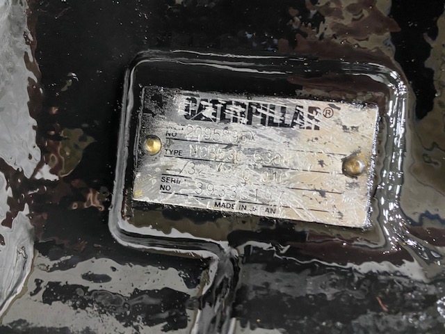 CATERPILLAR 385B 209-5895 - MOTOR DE TRANSLACIÓN - Imagen 7