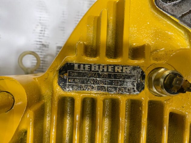 LIEBHERR  R964HD LITRONIC  9273131 - CAJA DE BOMBAS PVG350 / MKA350 - Imagen 9