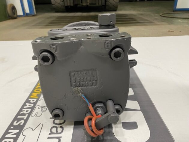 LIEBHERR  R944HDS LITRONIC  9273168 - MOTOR DE GIRO FMF090 - Imagen 4