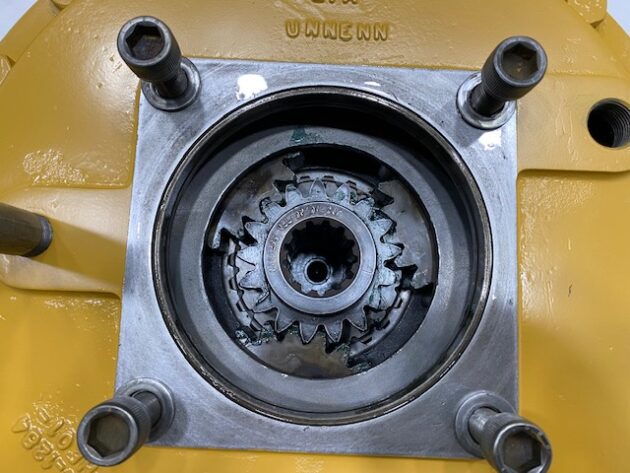 CATERPILLAR  330BL  114-1305 - REDUCTOR DE GIRO - Imagen 8