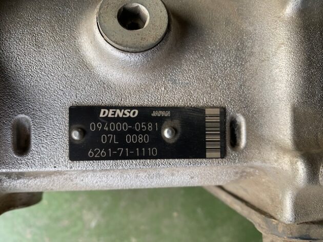 KOMATSU  PC600-8  6261-71-1110 - BOMBA DE PRESIÓN DE GASOIL - Imagen 7