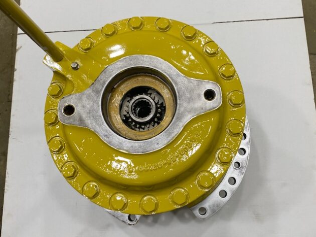 KOMATSU  PC450LC-6K  208-26-00170 - REDUCTOR DE GIRO - Imagen 4